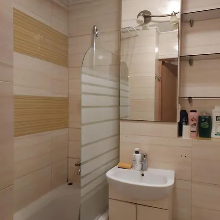 кімната в 2-кімнатній квартирі ,центр варшави Apartamento *
