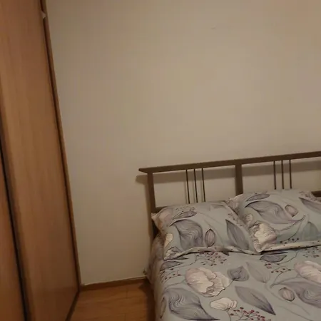 кімната в 2-кімнатній квартирі ,центр варшави Apartamento Varsóvia